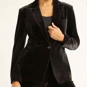 Sofia Jeans Women's Velvet Single Breasted Blazer.